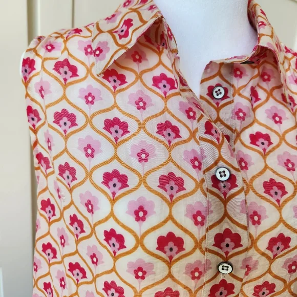 Cabi Bungalow Top Spring 2023 Floral Print Pink Cute Pretty Sleeveless Small - Picture 5 of 13